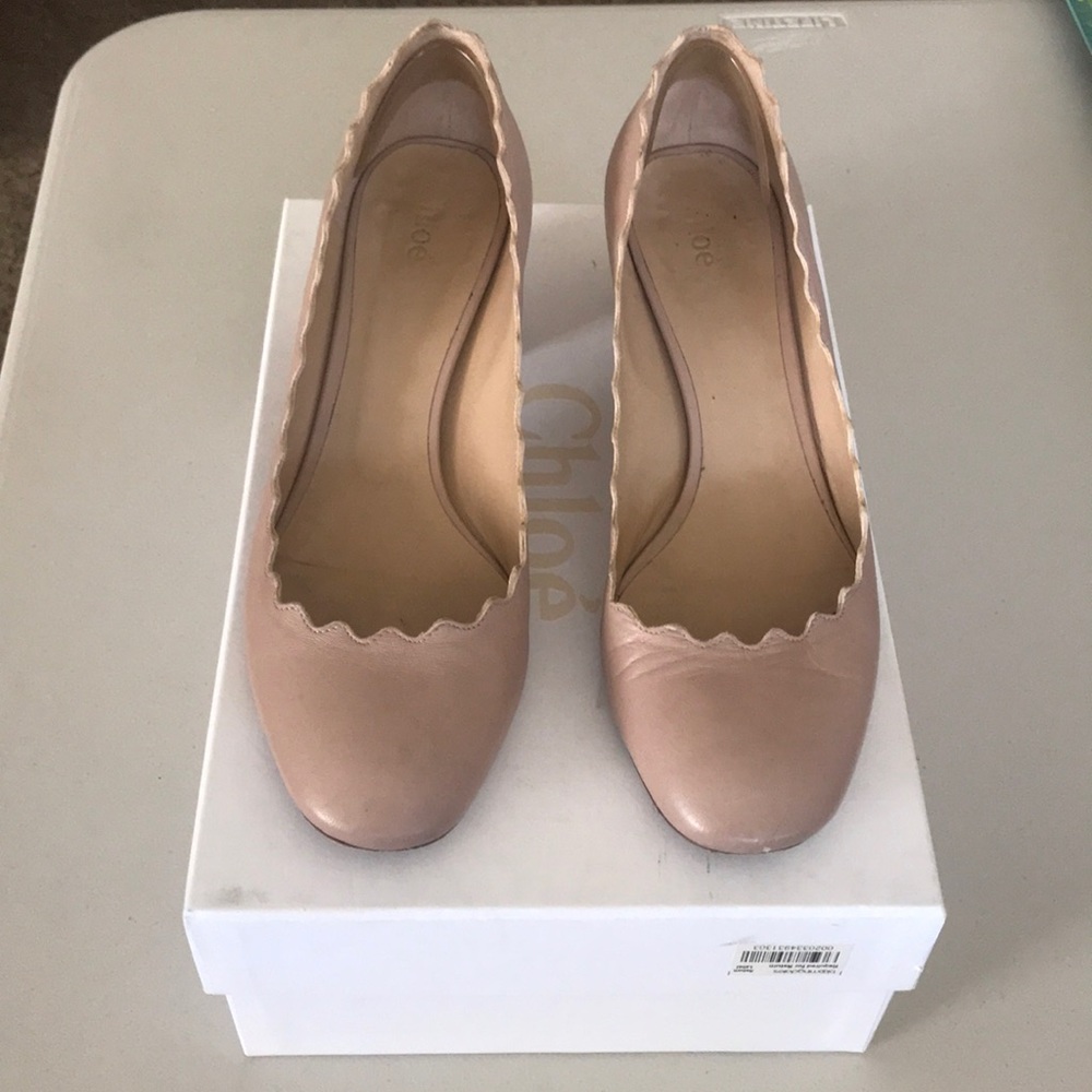 Chloe scalloped heels